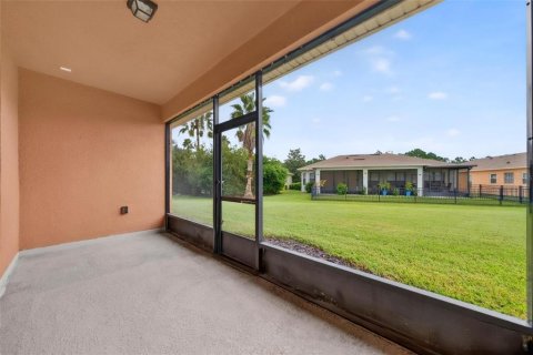 Villa ou maison à vendre à Poinciana, Floride: 2 chambres, 143.81 m2 № 2403514 - photo 6