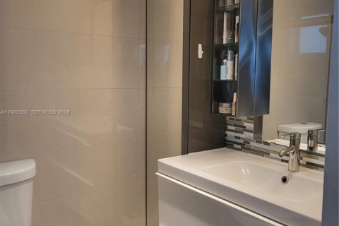 Купить кондоминиум в Бей-Харбор-Айлендс, Флорида 1 спальня, 83.89м2, № 2047717 - фото 14