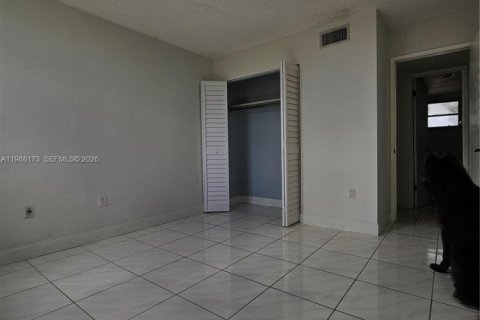 Купить кондоминиум в Майами, Флорида 2 спальни, 96.25м2, № 2049033 - фото 6