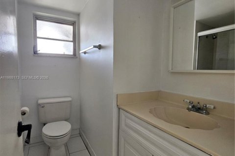 Купить кондоминиум в Майами, Флорида 2 спальни, 96.25м2, № 2049033 - фото 3