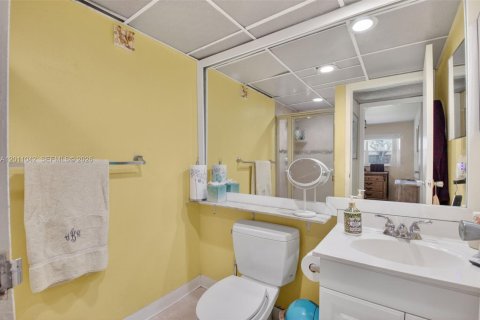 Copropriété à louer à Delray Beach, Floride: 2 chambres, 81.75 m2 № 2074431 - photo 14