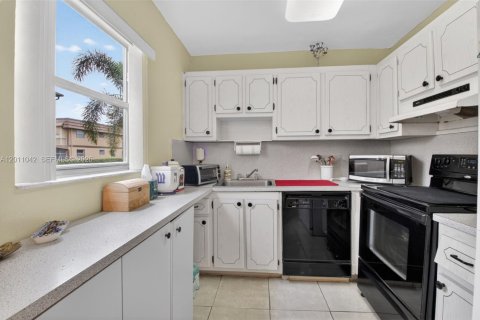 Copropriété à louer à Delray Beach, Floride: 2 chambres, 81.75 m2 № 2074431 - photo 11
