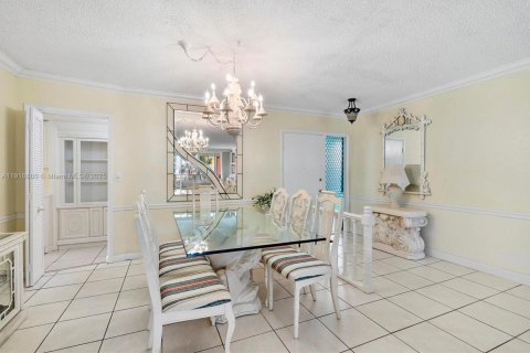 Copropriété à louer à Miami, Floride: 2 chambres, 164.44 m2 № 1972791 - photo 4