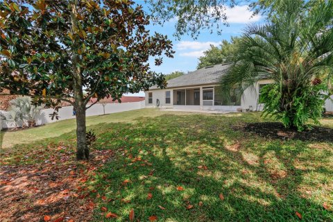 House in Clermont, Florida 3 bedrooms, 180.23 sq.m. № 2107178 - photo 15