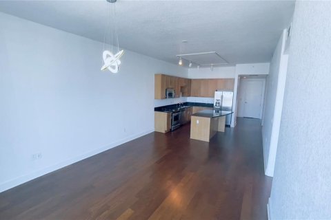 Condo in Orlando, Florida, 2 bedrooms  № 1531782 - photo 8