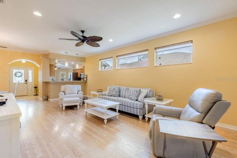 House in Tavares, Florida 3 bedrooms, 167.22 sq.m. № 2228209 - photo 15