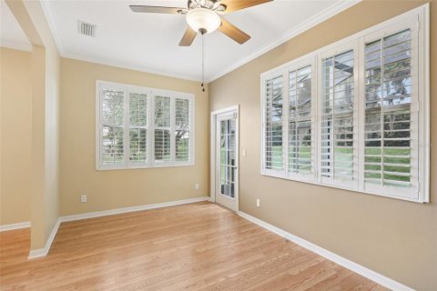 House in Tavares, Florida 3 bedrooms, 167.22 sq.m. № 2228209 - photo 20