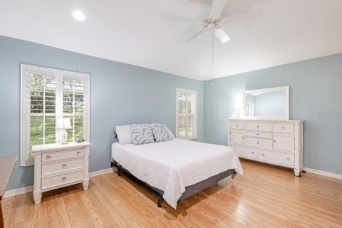 House in Tavares, Florida 3 bedrooms, 167.22 sq.m. № 2228209 - photo 26