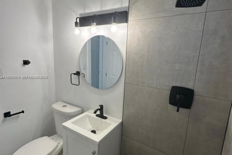 Купить виллу или дом в Форт-Лодердейл, Флорида 2 спальни, 69.12м2, № 1986260 - фото 8