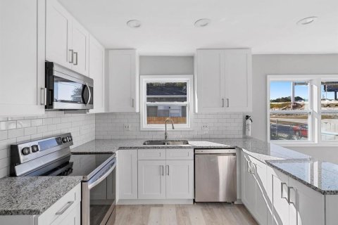 Casa en venta en Tampa, Florida, 3 dormitorios, 118.36 m2 № 1856558 - foto 16
