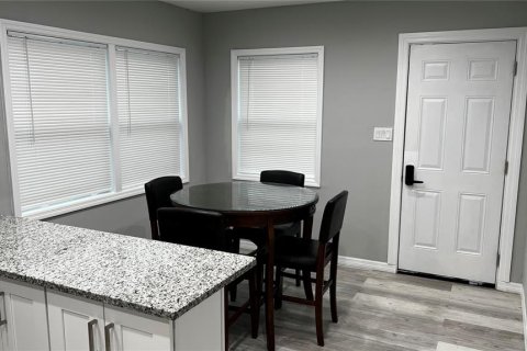 Casa en venta en Tampa, Florida, 3 dormitorios, 118.36 m2 № 1856558 - foto 18