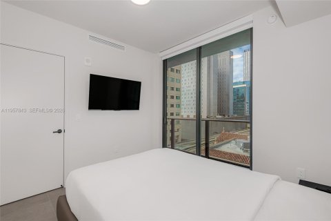 Condominio en alquiler en Miami, Florida, 1 dormitorio № 2011682 - foto 13