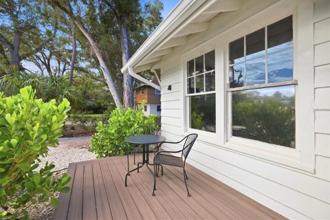 Casa en venta en Sarasota, Florida, 2 dormitorios, 132.48 m2 № 2383521 - foto 3