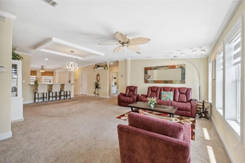 House in Hudson, Florida 3 bedrooms, 177.26 sq.m. № 1808225 - photo 13
