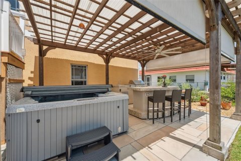 House in Hudson, Florida 3 bedrooms, 177.26 sq.m. № 1808225 - photo 30