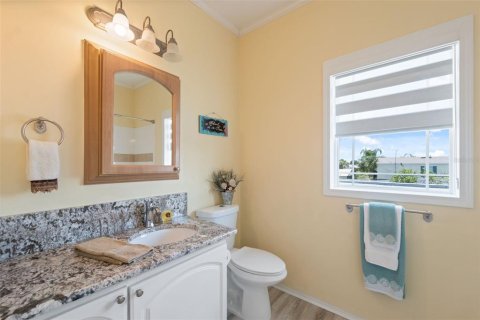 House in Hudson, Florida 3 bedrooms, 177.26 sq.m. № 1808225 - photo 20
