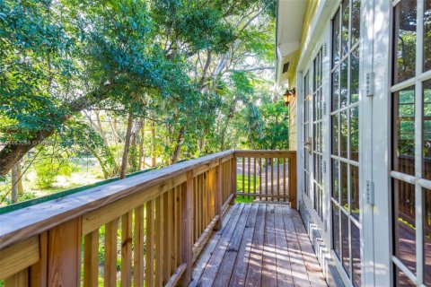 Casa en alquiler en Fort Lauderdale, Florida, 7 dormitorios, 536.51 m2 № 1891355 - foto 4