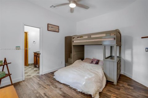 Casa en alquiler en Fort Lauderdale, Florida, 7 dormitorios, 536.51 m2 № 1891355 - foto 29