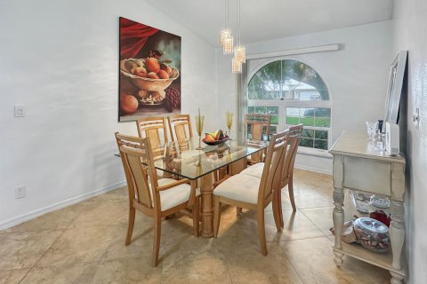 Villa ou maison à vendre à Sebastian, Floride: 3 chambres, 161.65 m2 № 2147244 - photo 9