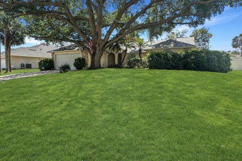 Villa ou maison à vendre à Sebastian, Floride: 3 chambres, 161.65 m2 № 2147244 - photo 2
