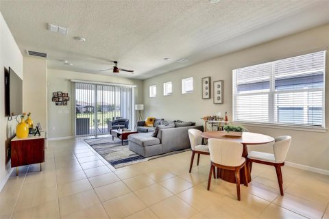 Casa en venta en Winter Garden, Florida, 2 dormitorios, 146.23 m2 № 2229815 - foto 8