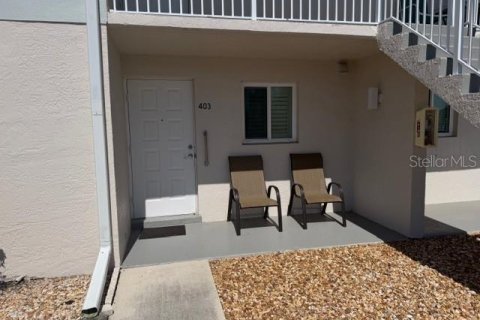 Condominio en venta en Lake Suzy, Florida, 2 dormitorios, 80.92 m2 № 2216684 - foto 2