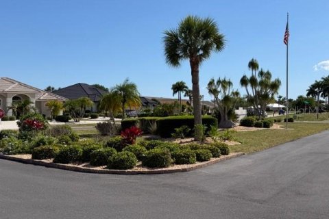 Condominio en venta en Lake Suzy, Florida, 2 dormitorios, 80.92 m2 № 2216684 - foto 9