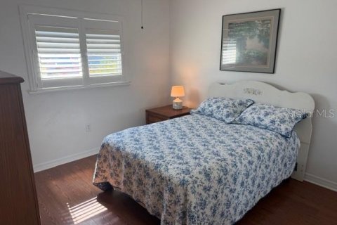 Condominio en venta en Lake Suzy, Florida, 2 dormitorios, 80.92 m2 № 2216684 - foto 15
