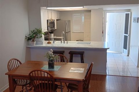 Condominio en venta en Lake Suzy, Florida, 2 dormitorios, 80.92 m2 № 2216684 - foto 8