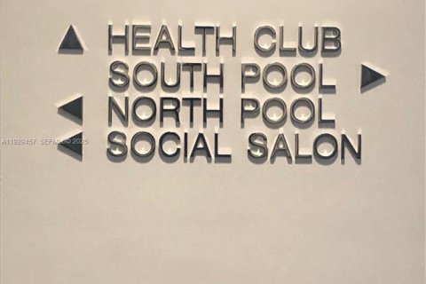 Condominio en alquiler en Miami, Florida, 54.63 m2 № 1989370 - foto 14