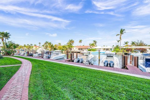 Снять в аренду квартиру в Помпано-Бич, Флорида 2 спальни, 92.34м2, № 2024798 - фото 21