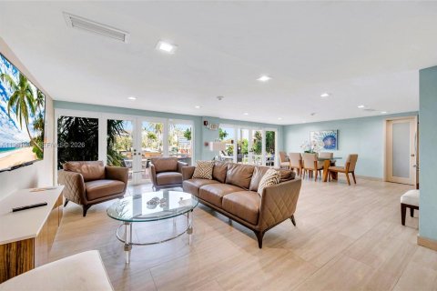 Снять в аренду квартиру в Помпано-Бич, Флорида 2 спальни, 92.34м2, № 2024798 - фото 18