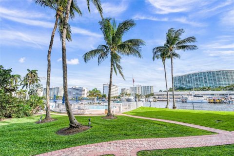 Снять в аренду квартиру в Помпано-Бич, Флорида 2 спальни, 92.34м2, № 2024798 - фото 23