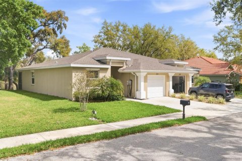 Townhouse in Palmetto, Florida 2 bedrooms, 180.32 sq.m. № 2214749 - photo 2