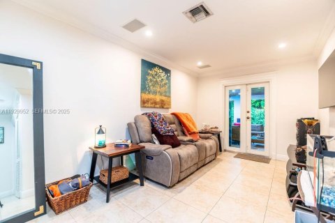 Casa en venta en Miami Lakes, Florida, 3 dormitorios, 168.71 m2 № 2057764 - foto 18
