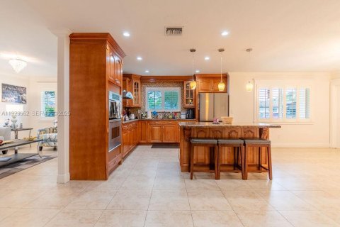 Casa en venta en Miami Lakes, Florida, 3 dormitorios, 168.71 m2 № 2057764 - foto 7