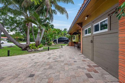 Casa en venta en Pompano Beach, Florida, 3 dormitorios, 142.98 m2 № 2085313 - foto 5