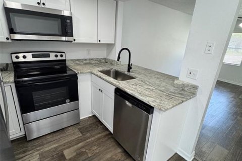 Appartement à louer à Ocala, Floride: 2 chambres, 92.9 m2 № 1852467 - photo 8