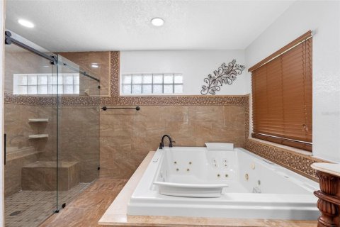Casa en venta en Tampa, Florida, 3 dormitorios, 170.75 m2 № 1917926 - foto 18