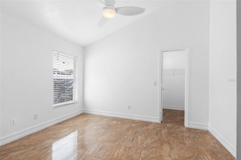 Casa en venta en Tampa, Florida, 3 dormitorios, 170.75 m2 № 1917926 - foto 12