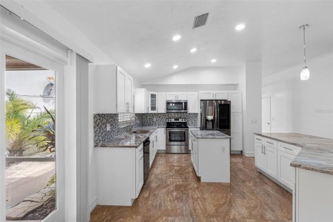 Casa en venta en Tampa, Florida, 3 dormitorios, 170.75 m2 № 1917926 - foto 25