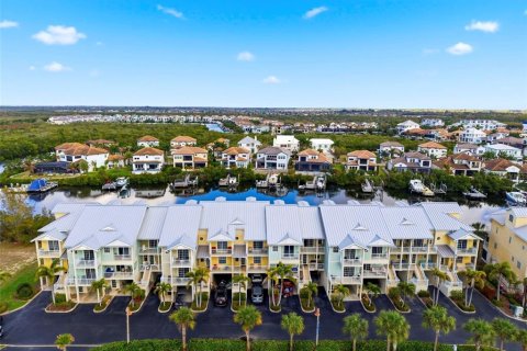 Townhouse in Ruskin, Florida 3 bedrooms, 131.64 sq.m. № 2223030 - photo 3