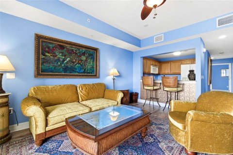 Townhouse in Ruskin, Florida 3 bedrooms, 131.64 sq.m. № 2223030 - photo 8