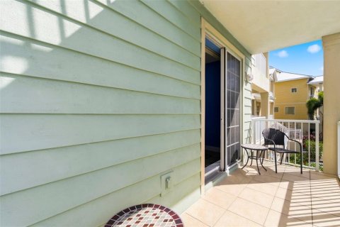 Townhouse in Ruskin, Florida 3 bedrooms, 131.64 sq.m. № 2223030 - photo 16