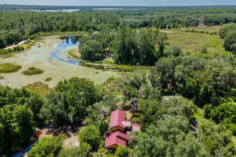 Купить виллу или дом в Форт Маккой, Флорида 8 комнат, 154.5м2, № 1835547 - фото 1