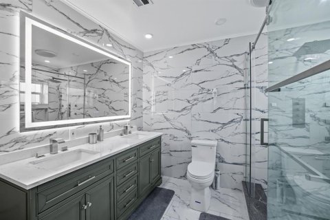 Купить виллу или дом в Тамарак, Флорида 2 комнаты, 175.86м2, № 2250056 - фото 23