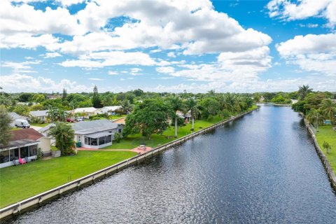 Купить виллу или дом в Тамарак, Флорида 2 комнаты, 175.86м2, № 2250056 - фото 5