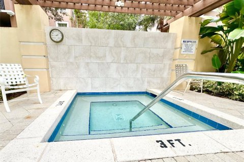 Copropriété à louer à Coral Springs, Floride: 1 chambre, 66.52 m2 № 2414718 - photo 13