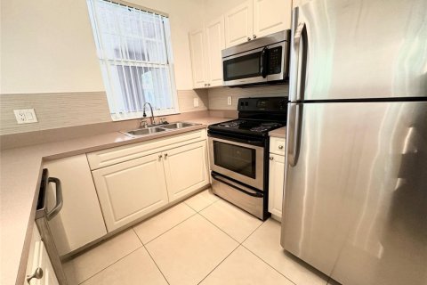 Copropriété à louer à Coral Springs, Floride: 1 chambre, 66.52 m2 № 2414718 - photo 4