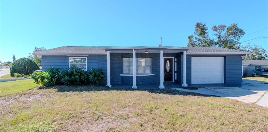 Villa ou maison à Holiday, Floride 2 chambres, 97.73 m2 № 1654040